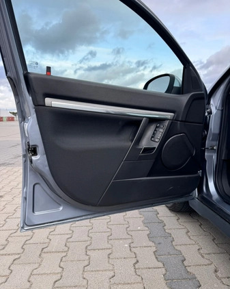 Opel Vectra cena 10100 przebieg: 194000, rok produkcji 2006 z Warszawa małe 326